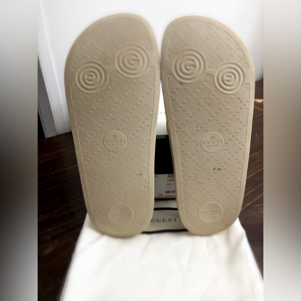 Gucci Cream Quilted Slide Sandals - Picture 3 of 7